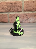Lps green graffiti monkey (littlest pet shop) toy figure